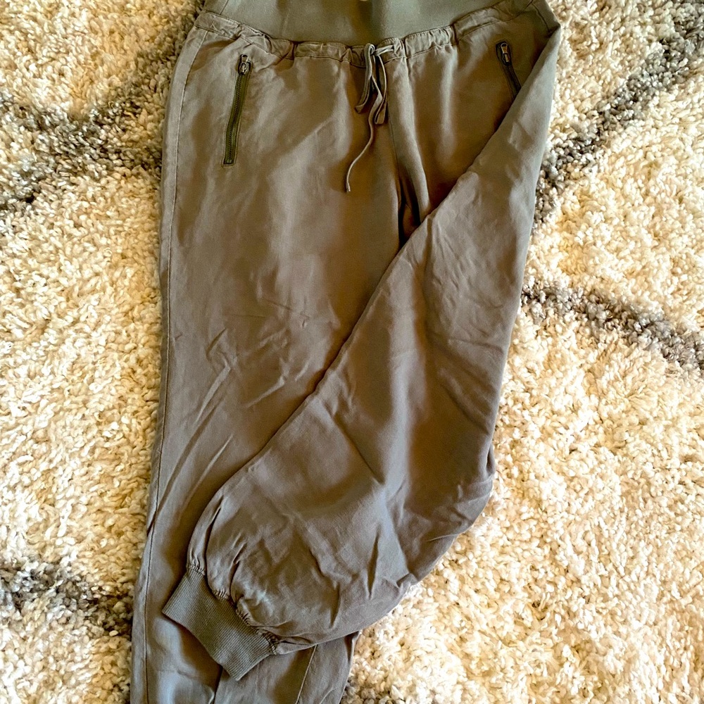Bella Dahl joggers